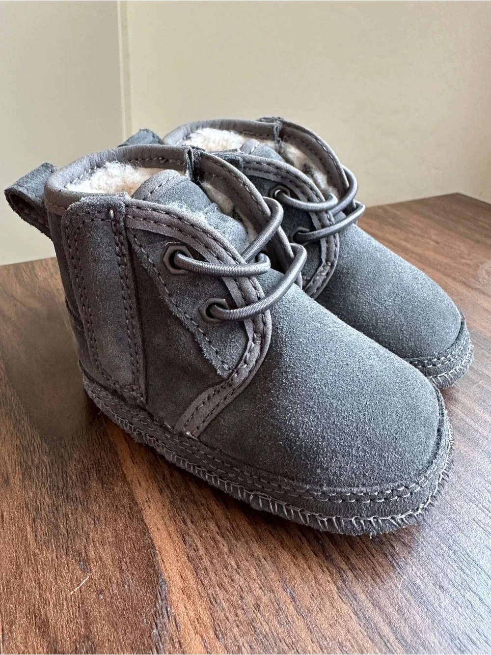 UGG Baby Neumel Boots Gray Size 0/1 (XS) 0-6 months NEW Booties